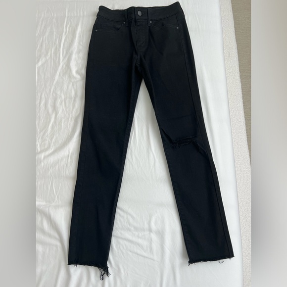 Uniqlo Extra Comfort Skinny Jeans - Picture 1 of 4